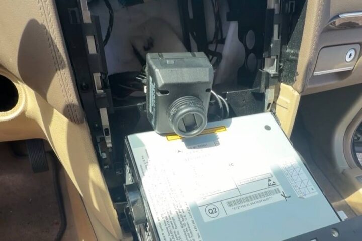 Equipment used for the Mercedes-Benz GL450 key recovery and programming job