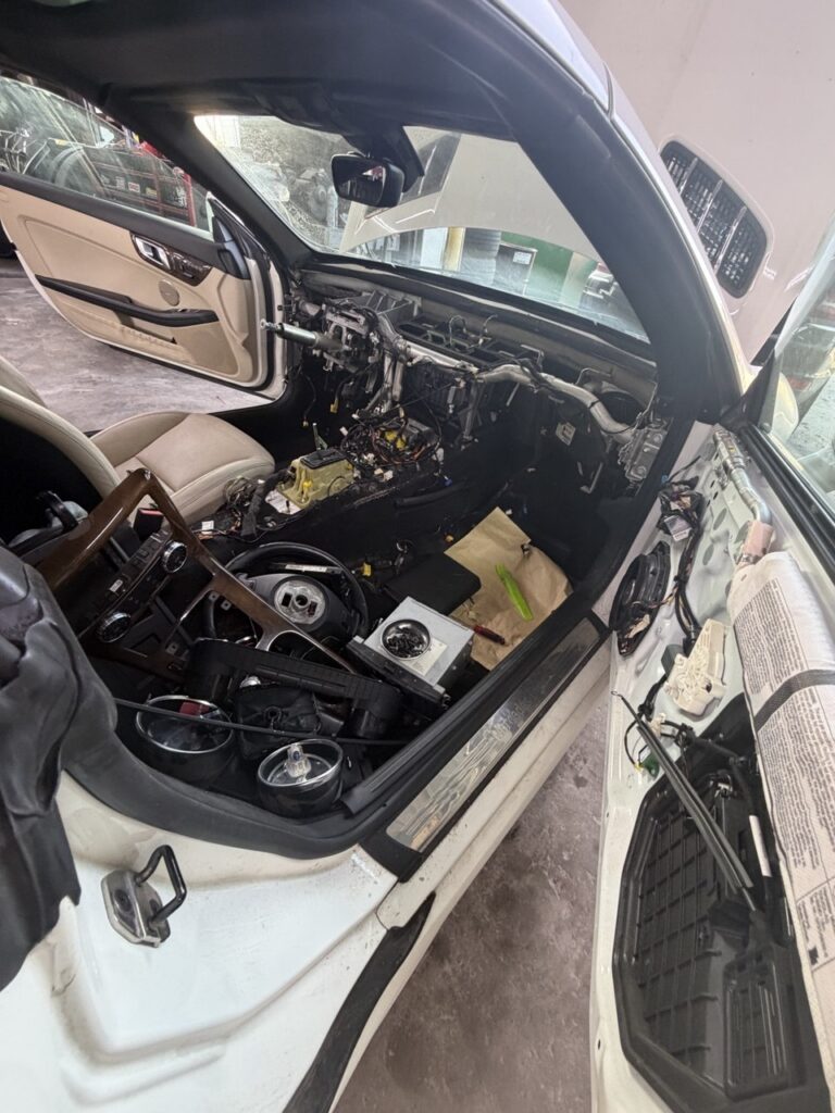 Repair documentation image 18